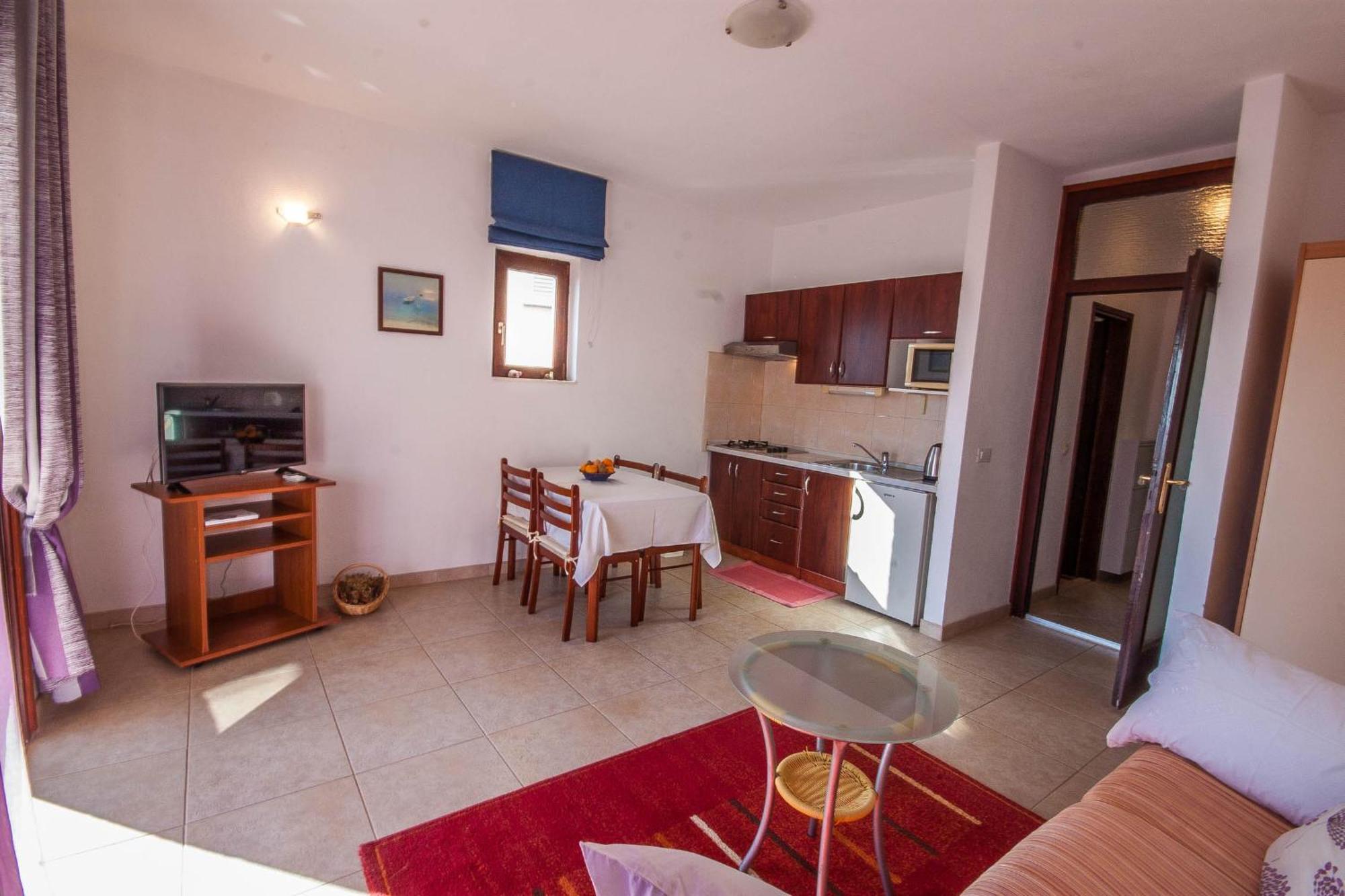 Apartments Rosanda Pakoštane Exterior foto